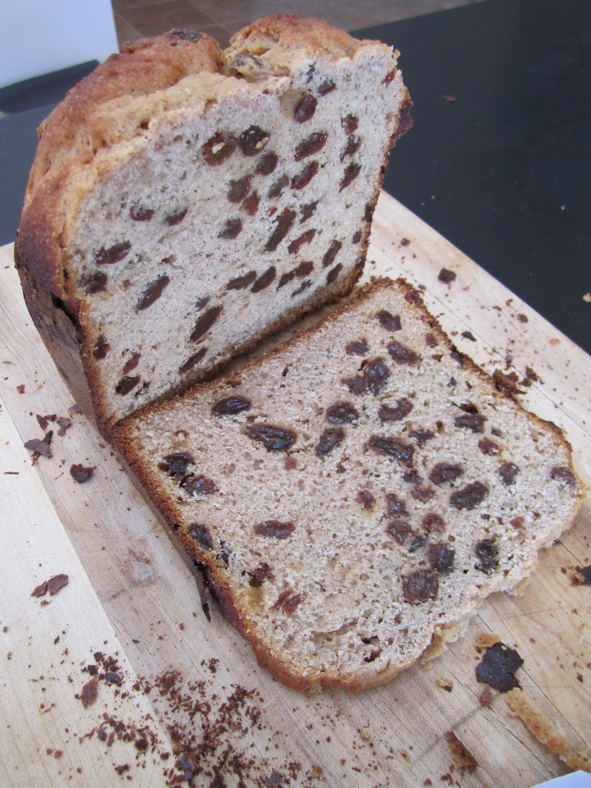 healthy-ish: Gluten-Free Cinnamon Raisin Bread (in a bread machine)