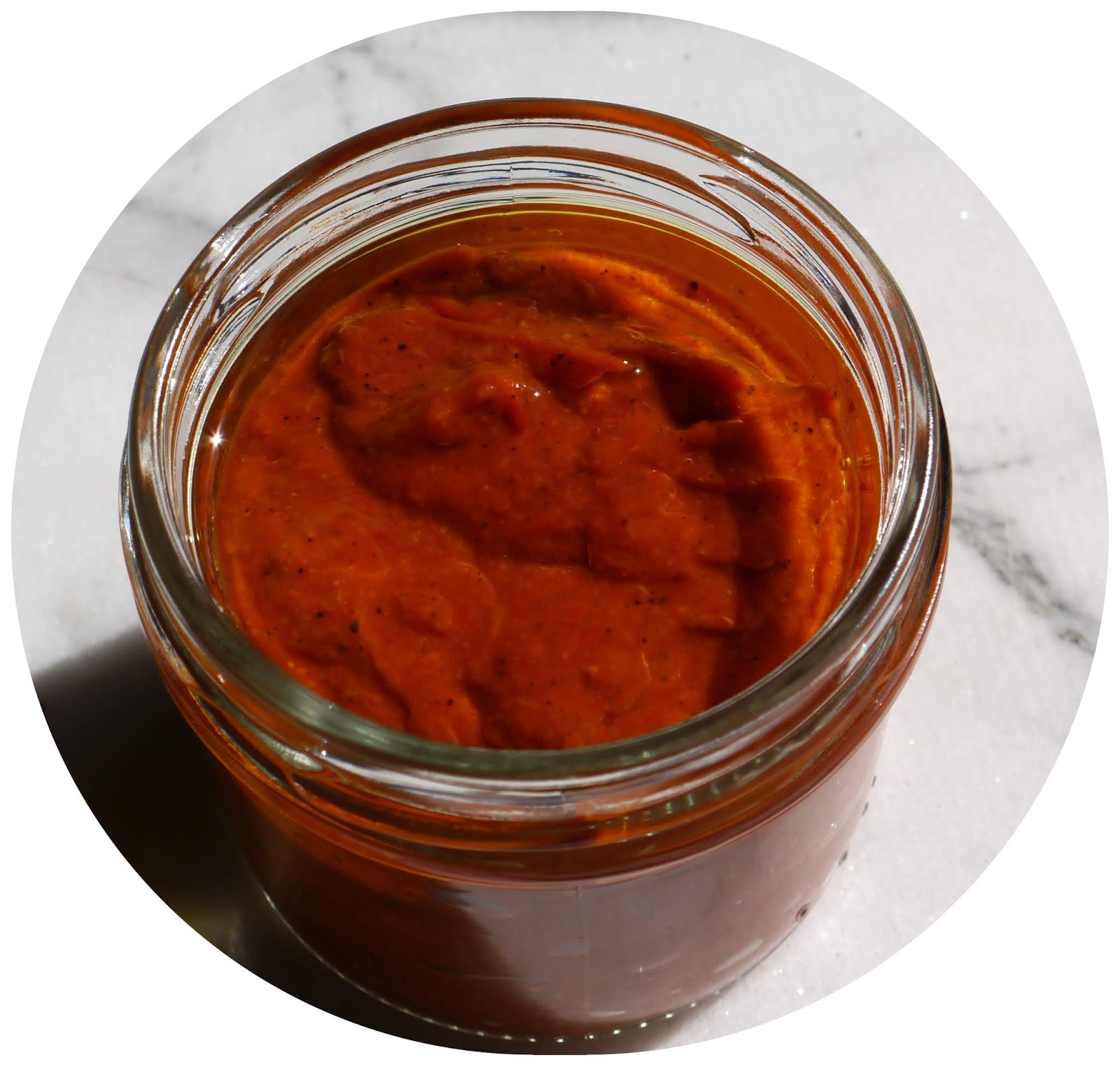 auchwas: Harissa mit Rosenblüten und Tomaten