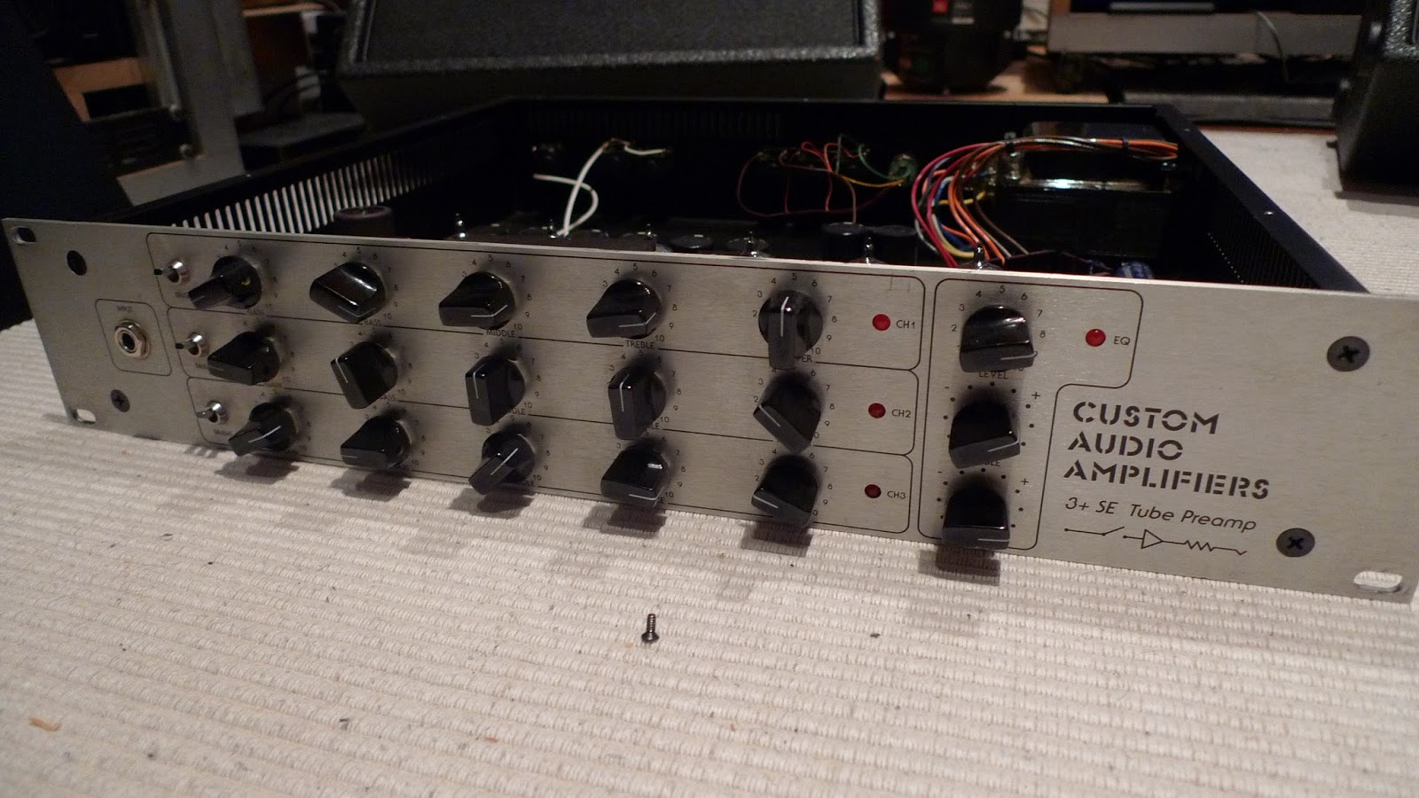 SR System Audio CUSTOM AUDIO AMPLIFIER 3+ SE Tube Preamp