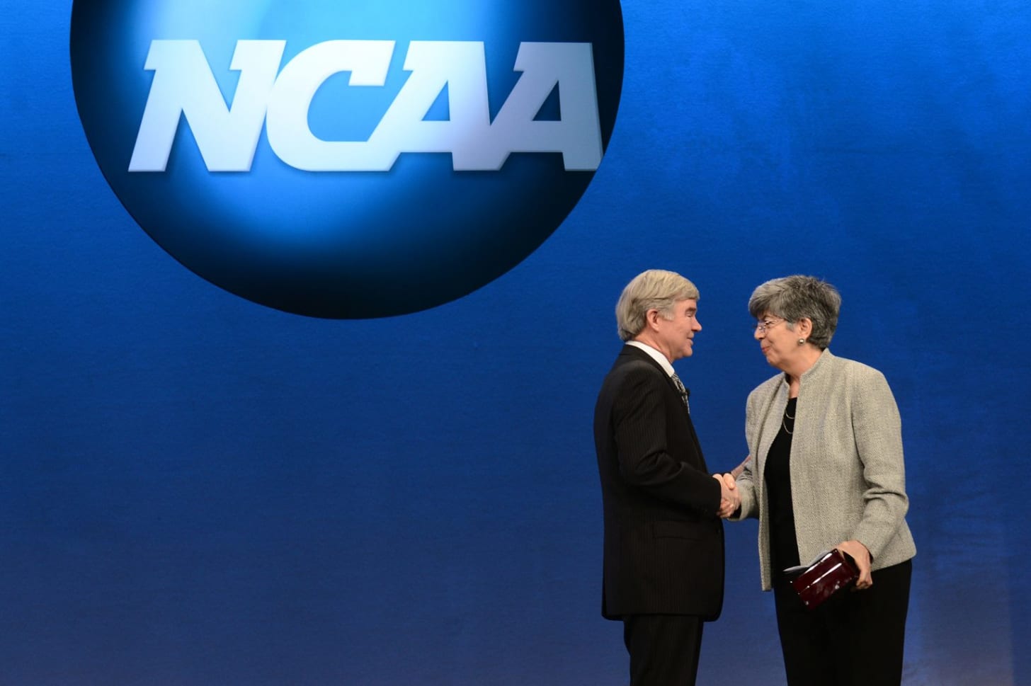 Lonely At The Top Few College Athletic Directors Are Women And People lonely-at-the-top-few-college-athletic-directors-are-women-and-people