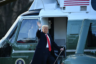 Trump sale de la Casa Blanca rumbo al Marine One