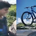 BOM EXEMPLO / Garoto ajuda ciclistas perdidos, é surpreendido com bicicleta nova dias depois e se emociona