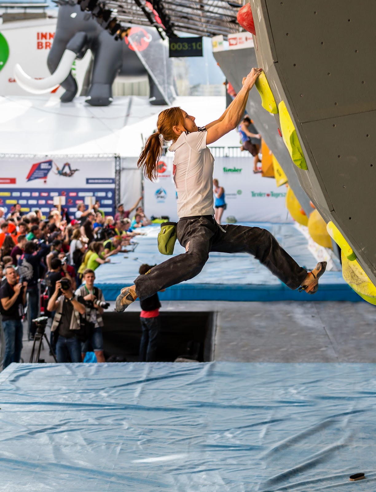 Mina Markovič in FINAL on bouldering European championship in Innsbruck 6th place! )
