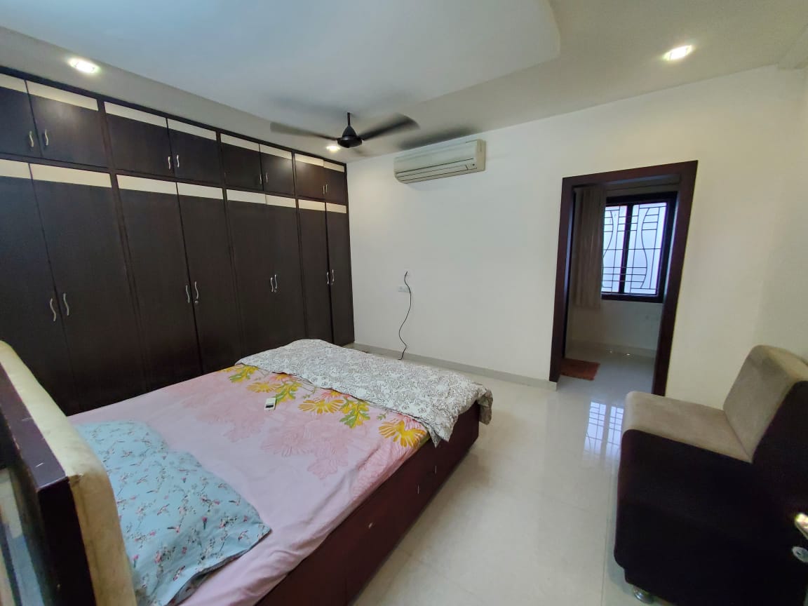 4BHK FLAT FOR RENT IN VETERNARY COLONY,VIJAYAWADA