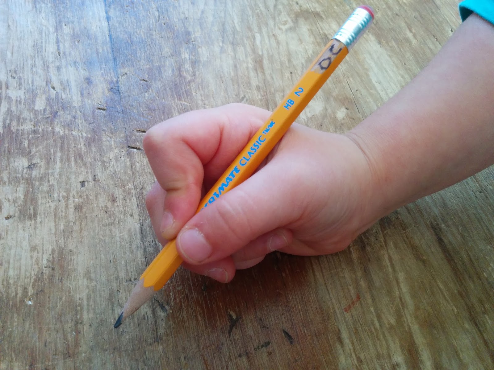 Une bonne prise de crayon, ça se prépare et ça se travaille!