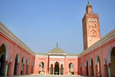 Masjid Moorish Kapurthala di Paris Kecil Punjab