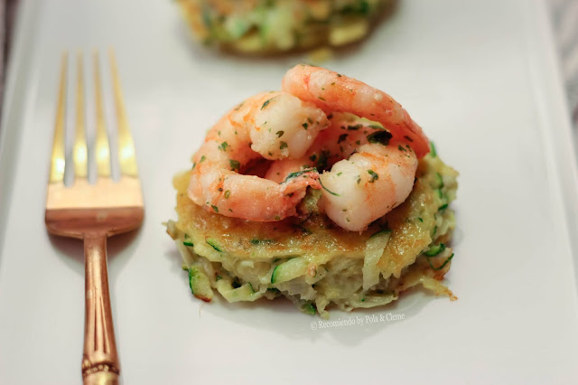 Gambas a las Hierbas con Tortilla de Calabacín www.recomiendoblog.com