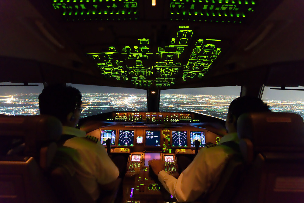 What is Autopilot? How Autopilot works? Emergency signals for Aeroplane.