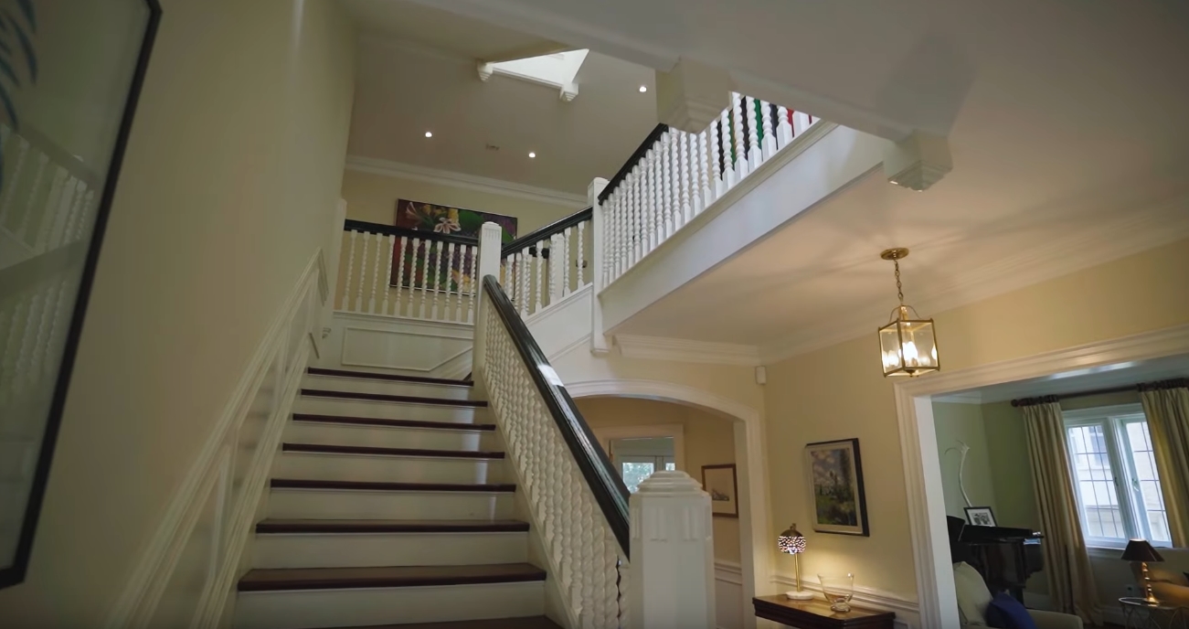 19 Photos vs. 501 Russell Hill Rd, Toronto Home Interior Design Tour