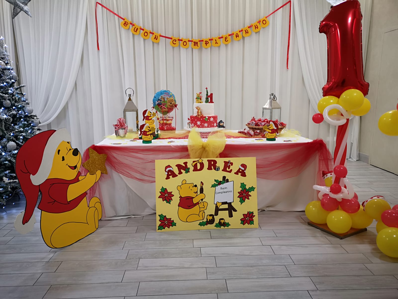 Immagini Natalizie Winnie The Pooh.Cartoncini Animati Winnie The Pooh Natalizio