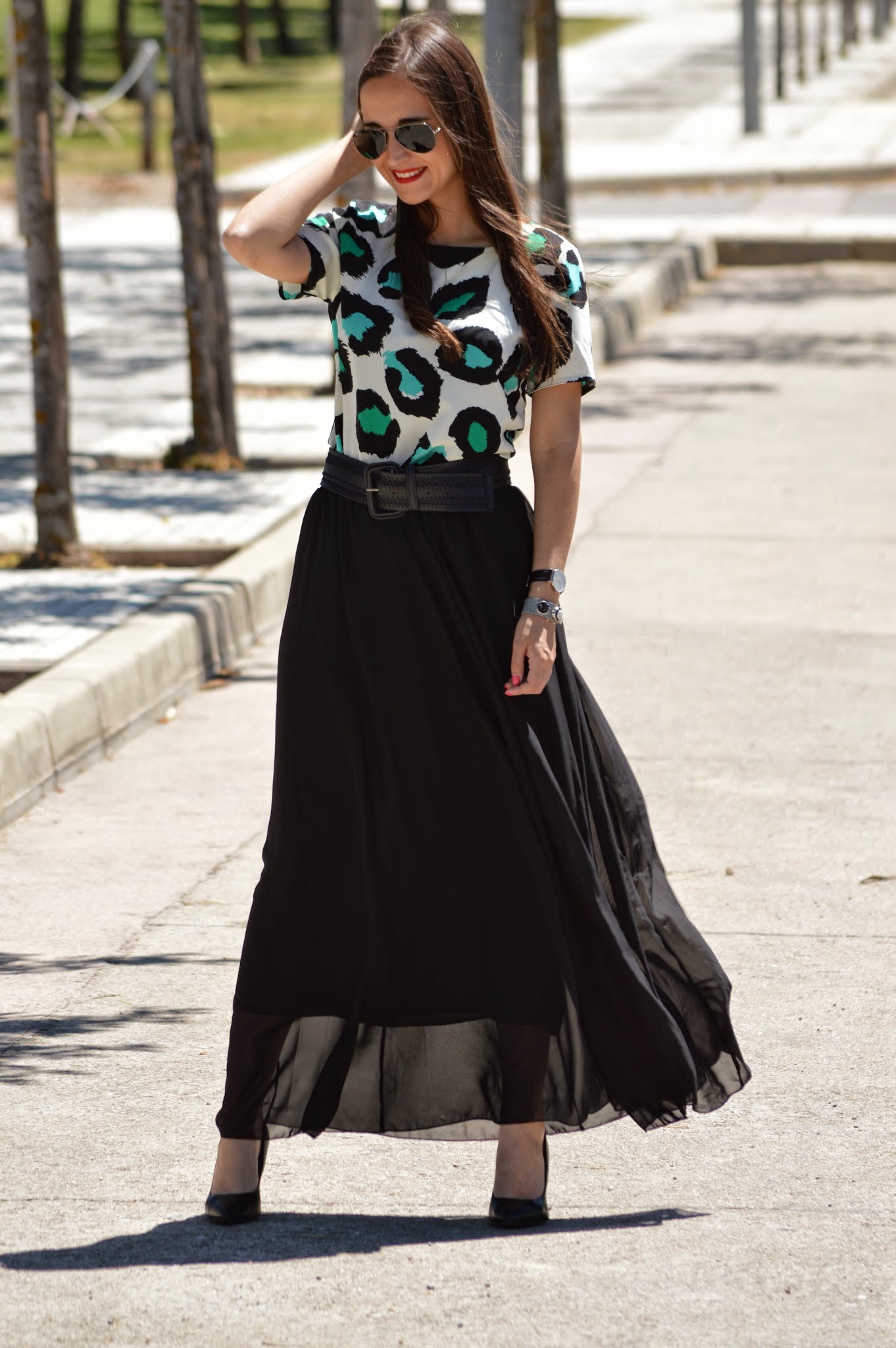 Vestido de chiffon con tirantes finos y falda tipo cascada Verde Menta