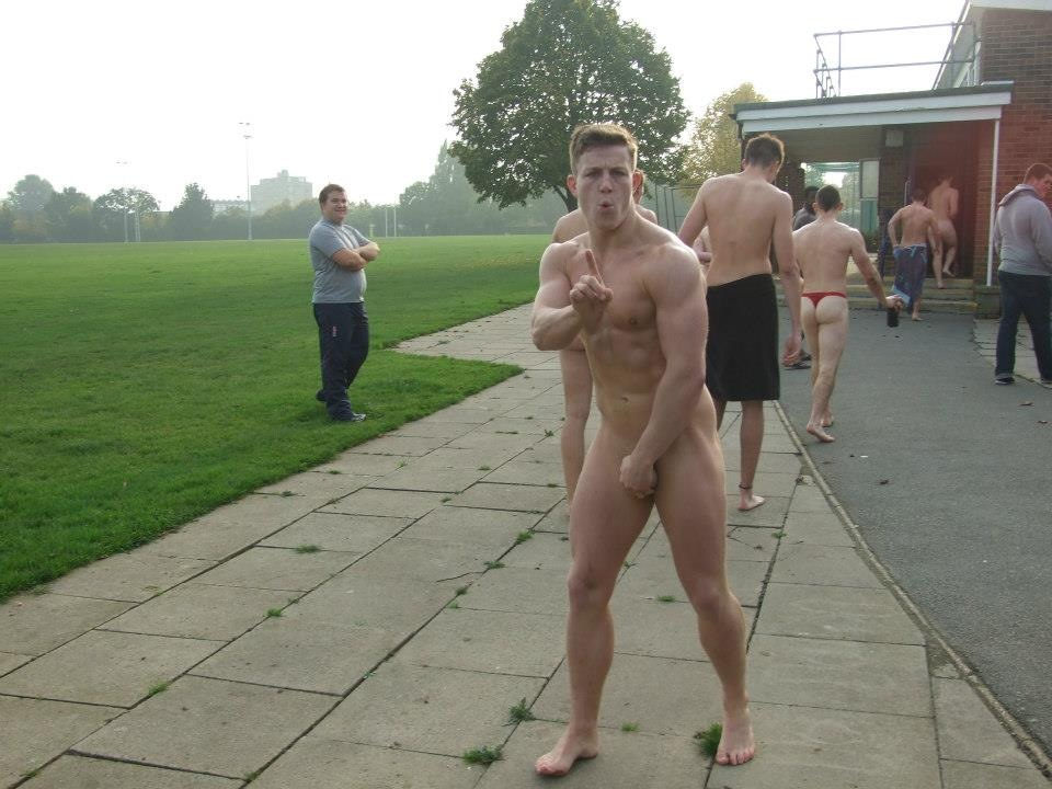 Uk men nude - ðŸ§¡ Brutos-Eros: Stefan (UK Naked Men) .