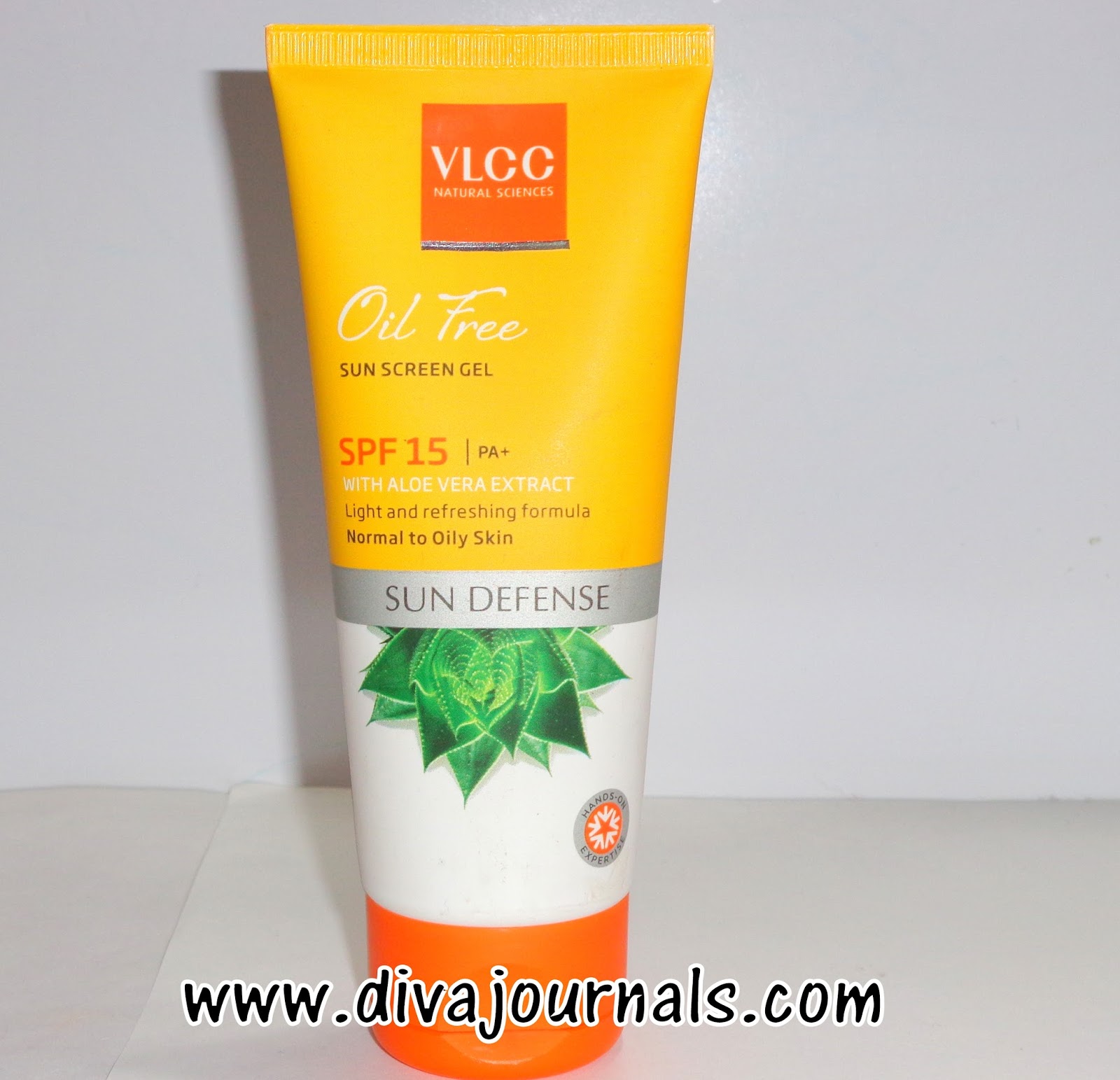 VLCC Oil Free Sunscreen Gel SPF 15 PA Review Diva Journals VLCC Oil Free Sunscreen Gel SPF 15 PA Review Diva Journals
