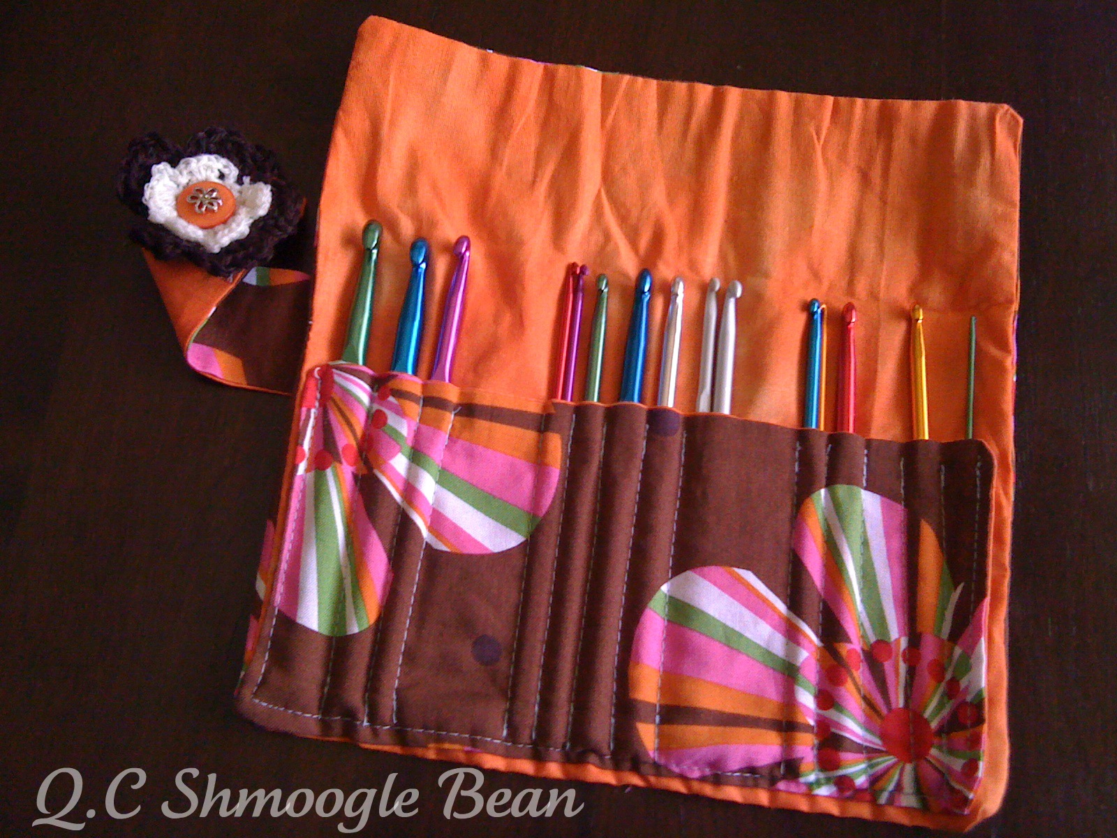 The Quirky Crafting Shmoogle Bean Cute Crochet Hook Case Tutorial