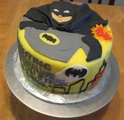 Batman Birthday Cake on Batman Birthday Cake On Sweet Cakes Dc Round 2