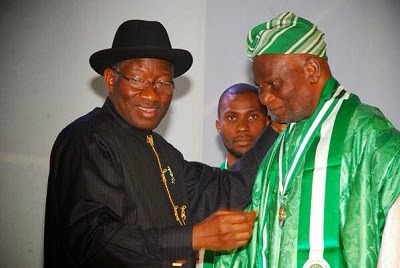 Pa Taiwo Akinkunmi, Nigeria National Flag Designer honours with OFR by President Jonathan