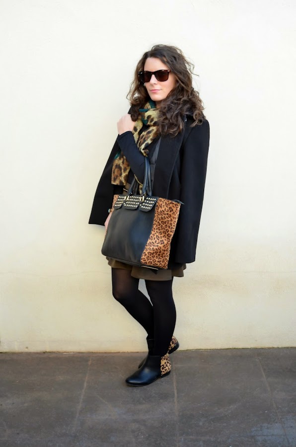 caqui, piensa en verde, blogger, castellón , moda, looks, style, mi vestido azul, fashion blogger, outfits , green, animal print