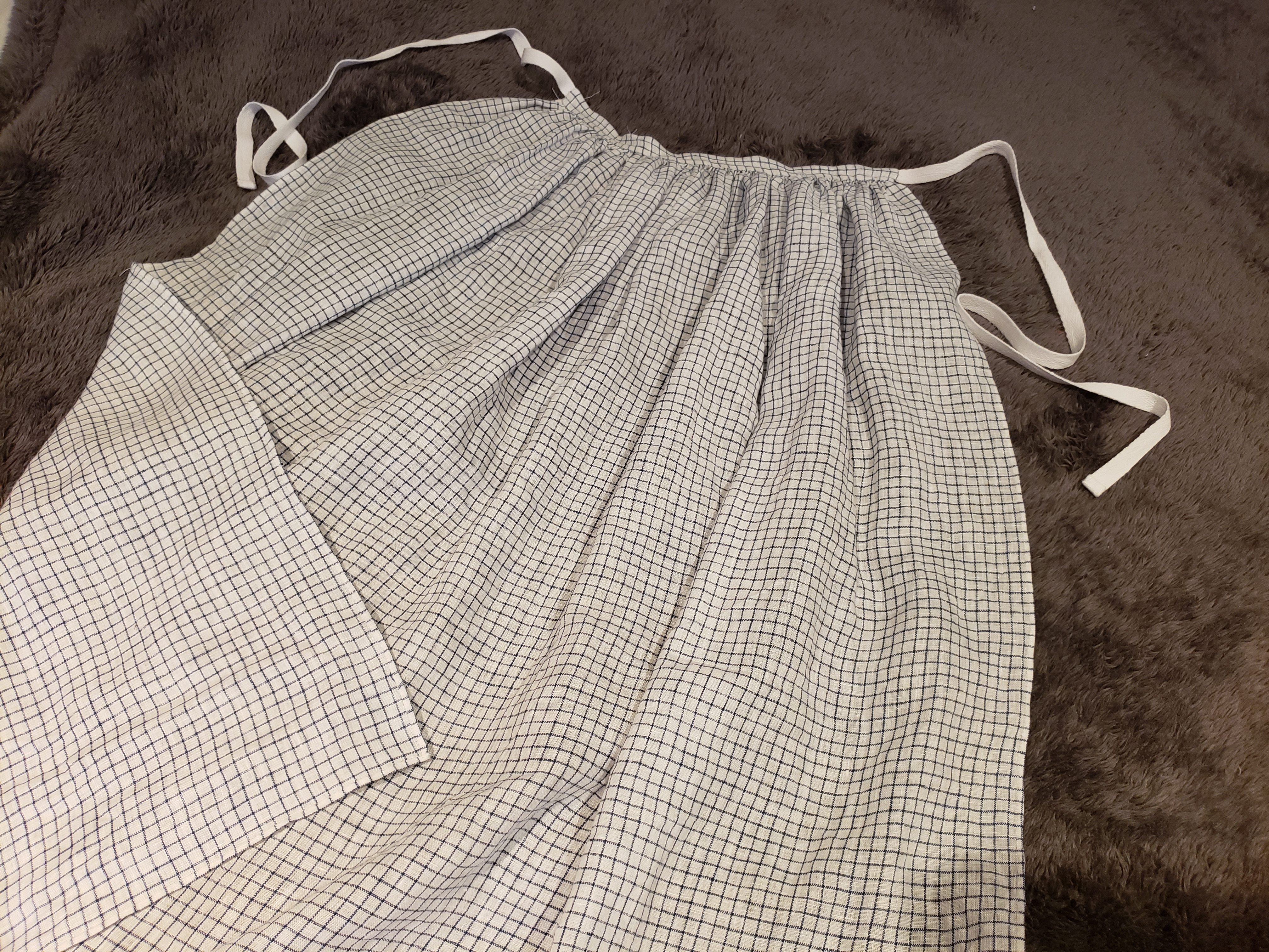 Handsewn Blue Checked Linen Apron - 18th Century & Early 19th Century Apron
