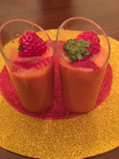 Chupitos De Gazpacho De Fresas
