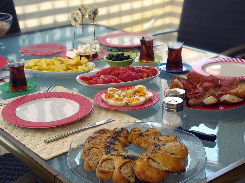 D Lezzet Evi (Ev Yapımı Pasta,Börek,Meze): Kahvaltı İkramları