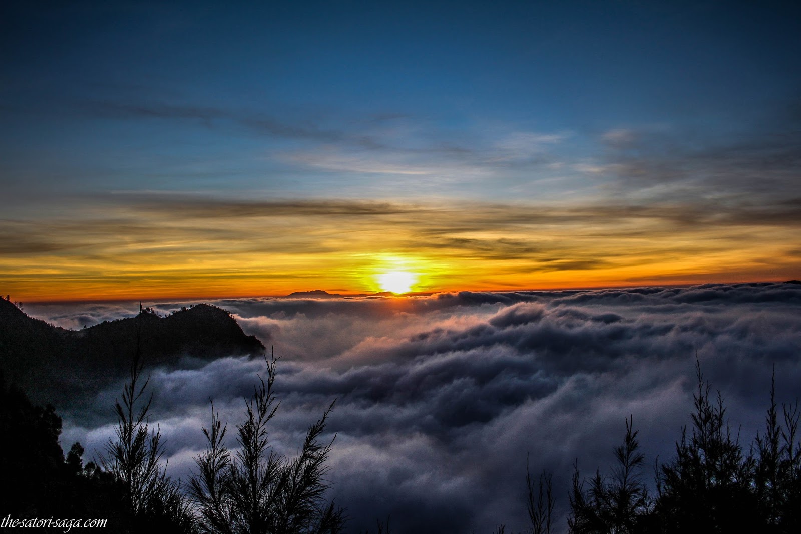 Paket Wisata Bromo Sunrise Semalam