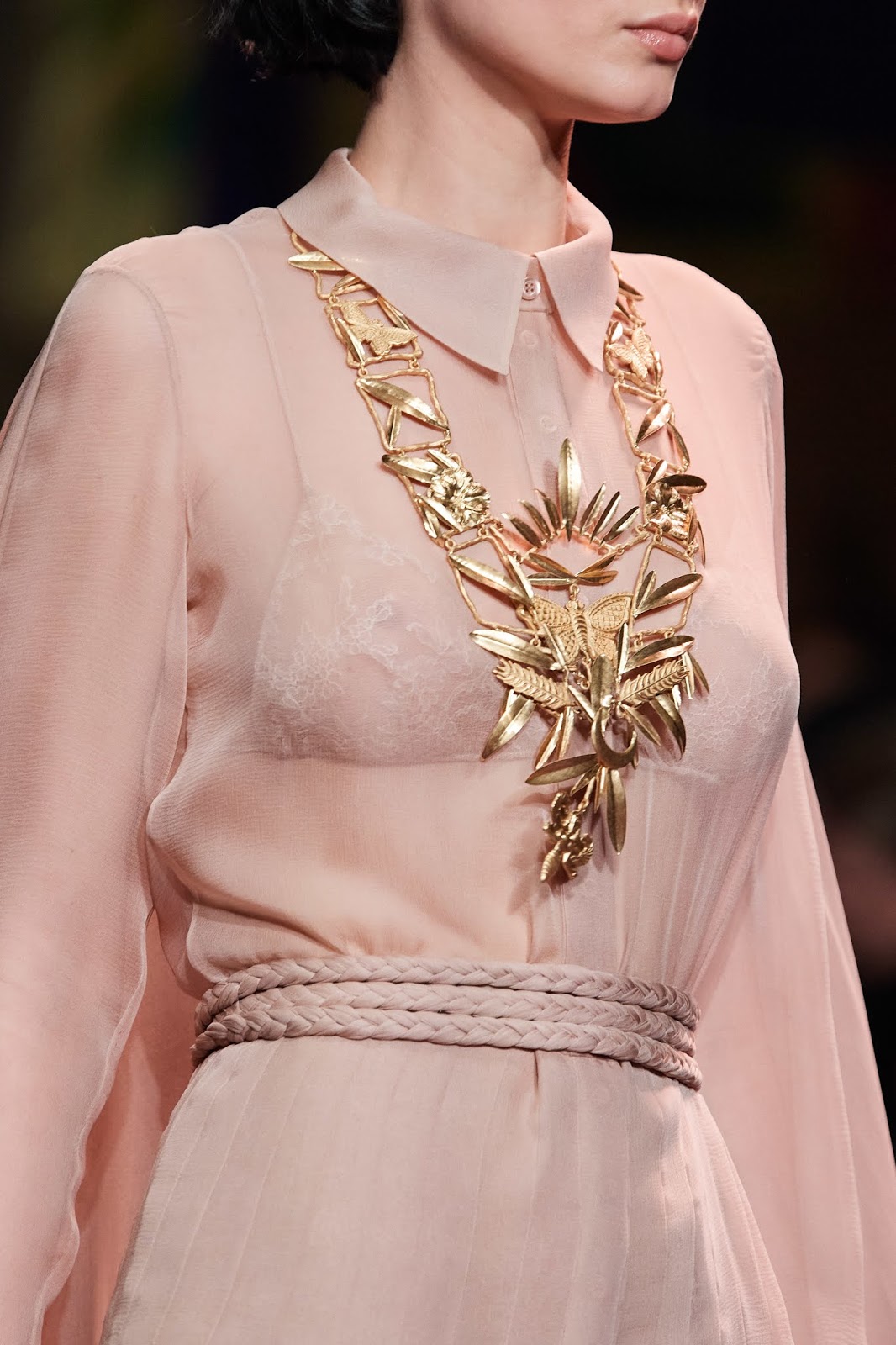 Spring 2020 Haute Couture: Dior's Modern Peplos — CoutureNotebook