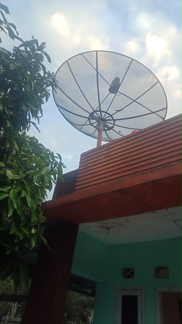 Pasang parabola jaring venus di Gado Bangkong Cimahi Bandung