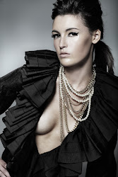 photoshoot models agata unlabelled