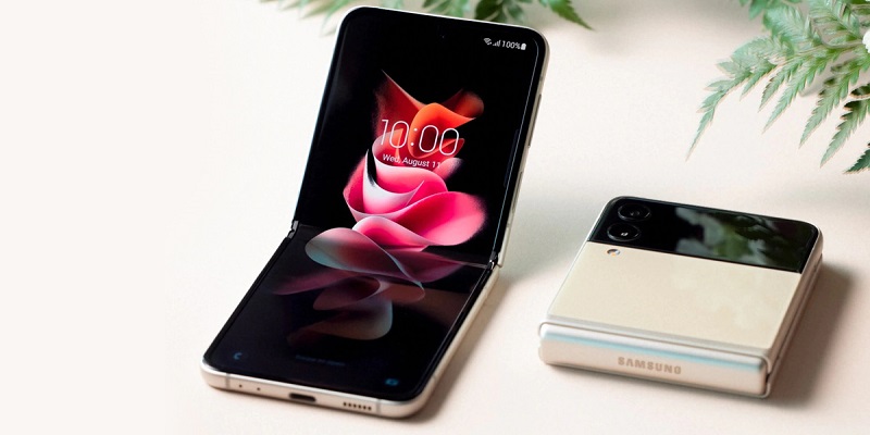 Samsung Galaxy Z Flip 3 launched with S Pen Support Snapdragon 888 soc Price and Specifications