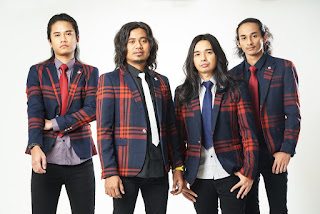 Lirik Lagu Cintaku Kristal - Kristal | Lirik Terbaru 29