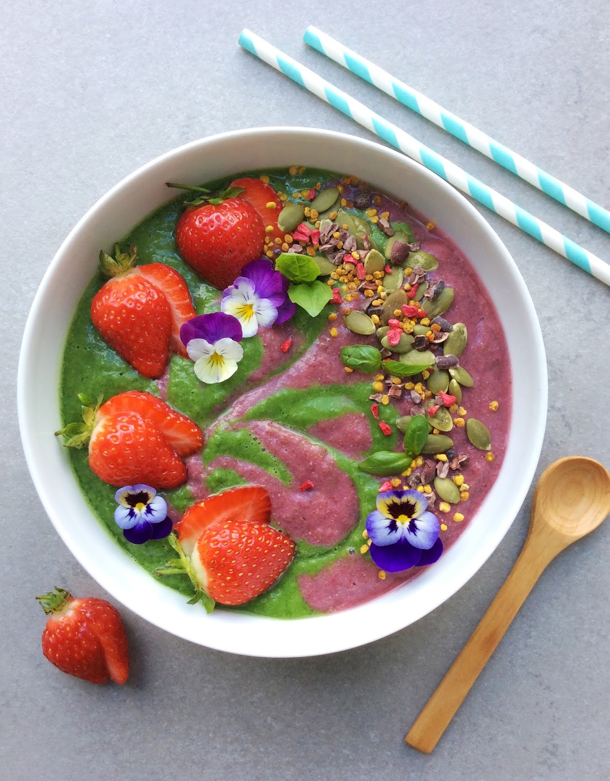 Green & Pinks Basil Lime Smoothie and Strawberry Chia Breakfast Bowl