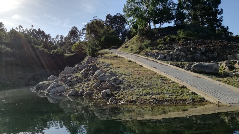 Rampa de Acesso á praia fluvial Rampa de Acesso á praia fluvial
