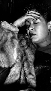 Billie Holliday Lady Day in 1953 Photograph: Charles Hewitt/Getty Images black and white cellphone smartphone  wallpaper