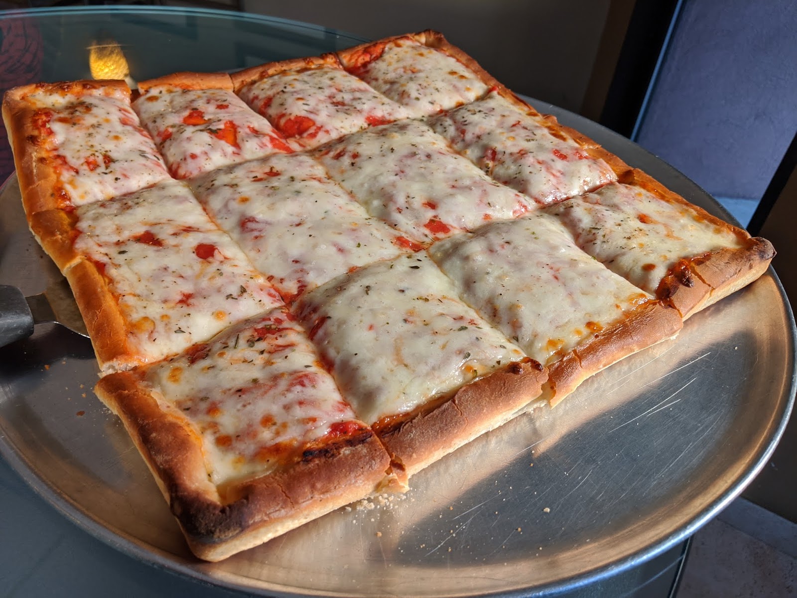 Luigi's Pizzeria Olyphant, PA NEPA Pizza Review