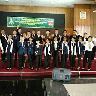 Paduan Suara STT Diakonos Paduan Suara STT Diakonos