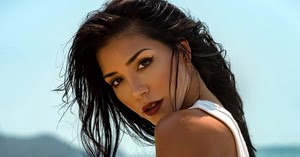 Endless Legs: Lizzeth Acosta - Album