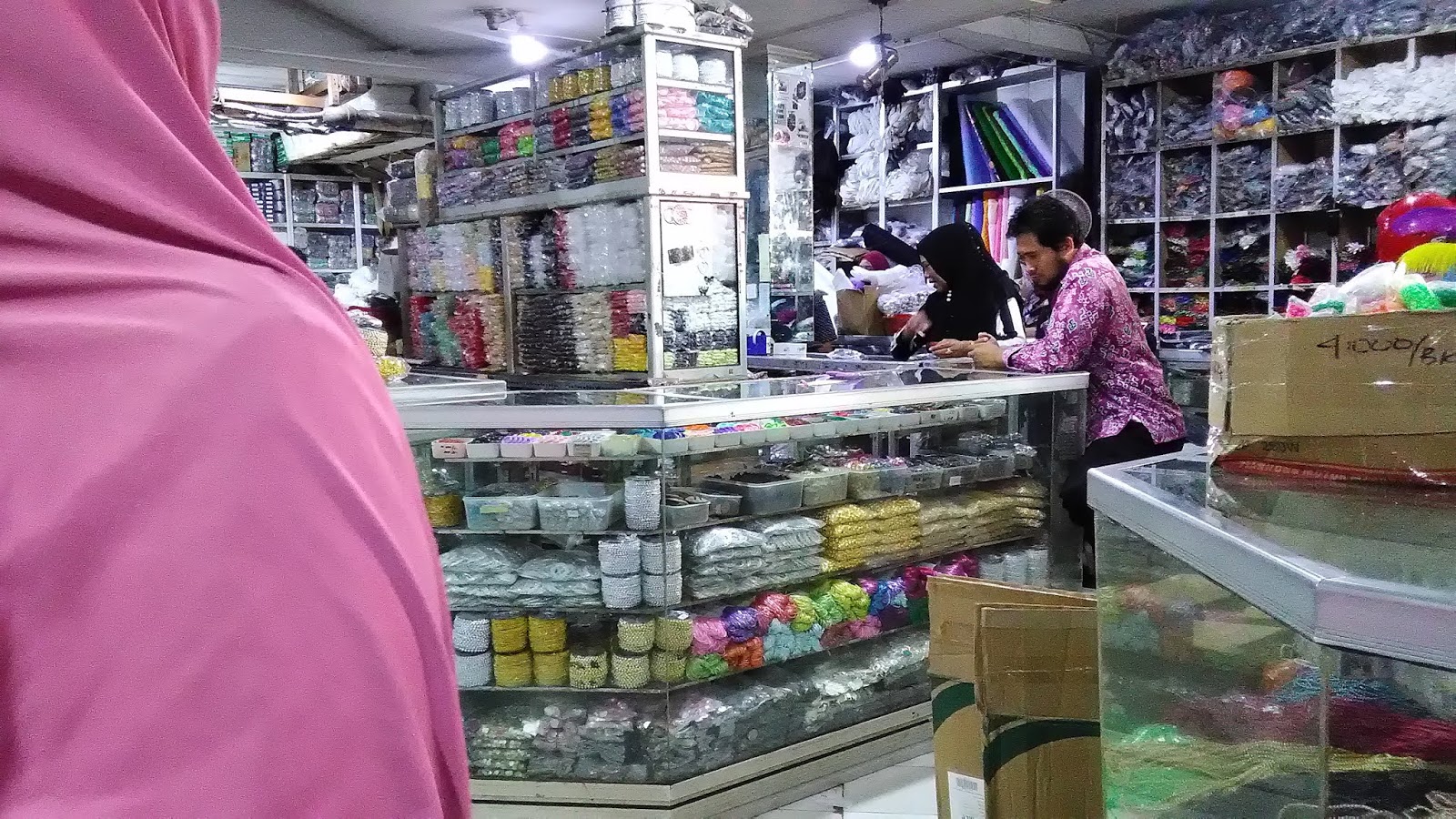 MORODADI PEKALONGAN, TOKO KHUSUS ALAT CRAFTING DAN SEWING