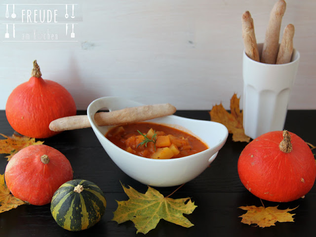 Erdäpfel (Kartoffel) Kürbis Gulasch - vegan - Freude am Kochen