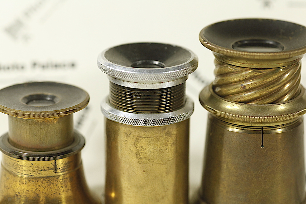 The Photo Palace: Brief History and Development of Ground Glass