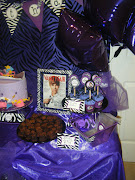 Justin Bieber Birthday Party (goof)