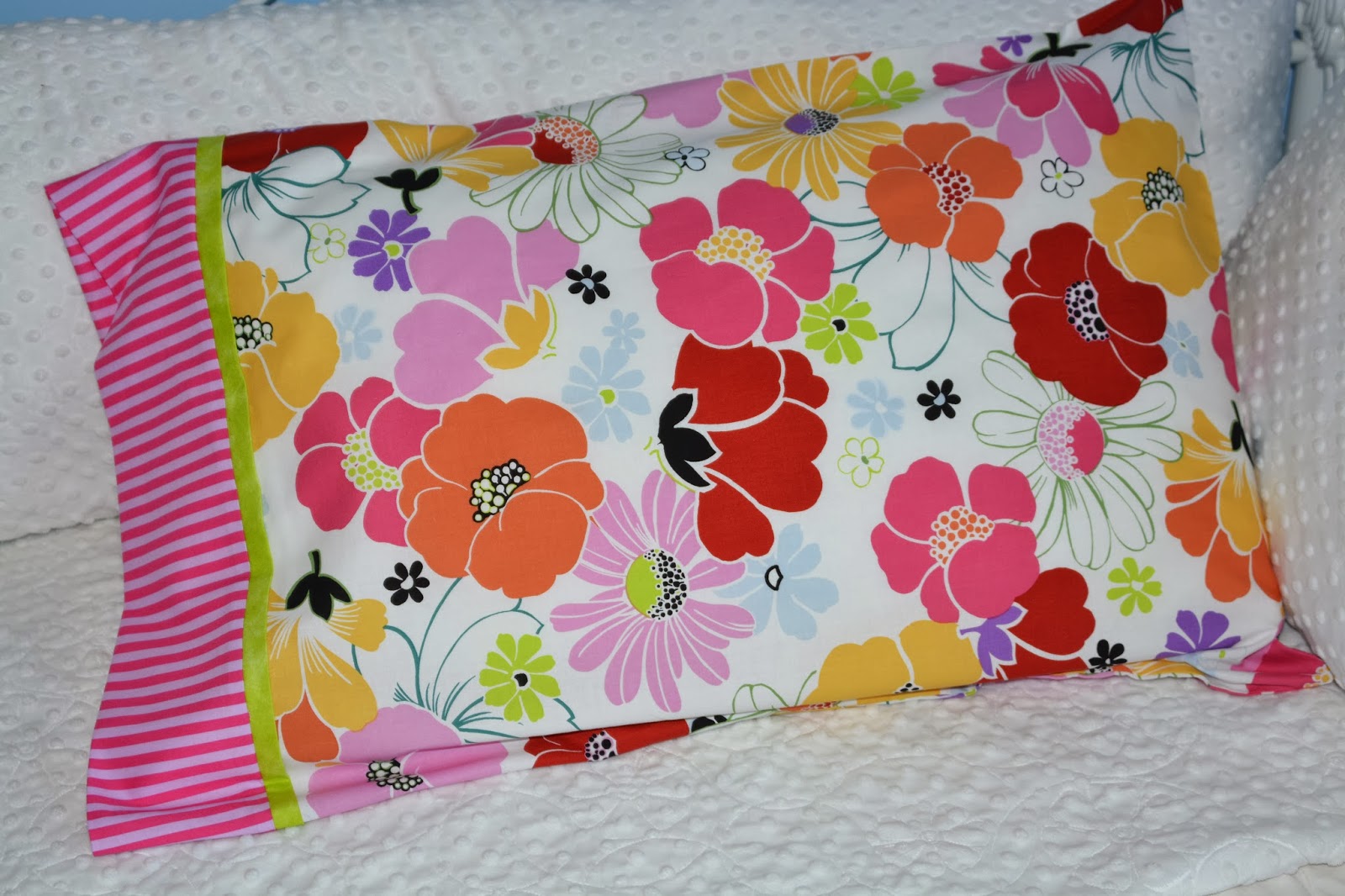 ann-arbor-sewing-center-blog-free-pillow-case-pattern-and-video-tutorial