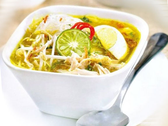 Resep Soto Ayam Lamongan Asli: Rahasia Kuah Bening Gurih dan Koya Ajaib yang Bikin Berbeda
