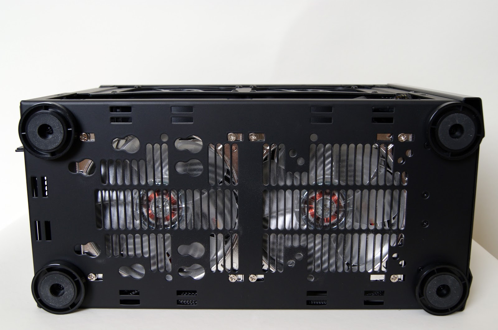 Suelo caja Mini-ITX NCASE M1