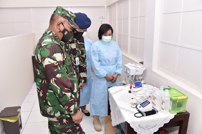 Kasum TNI Tinjau Pelaksanaan Serbuan Vaksinasi Covid-19 Terhadap Ribuan Babinsa dan Babinpotdirga di Solo