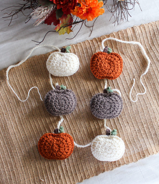 Crochet Fall Decorating Ideas