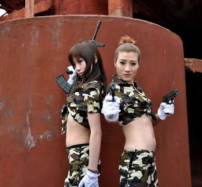 Girls from the Chinese Army