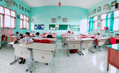 Pengalaman Mengerjakan PTS Kelas 3C SDN Kebonsari 2 Kota Malang