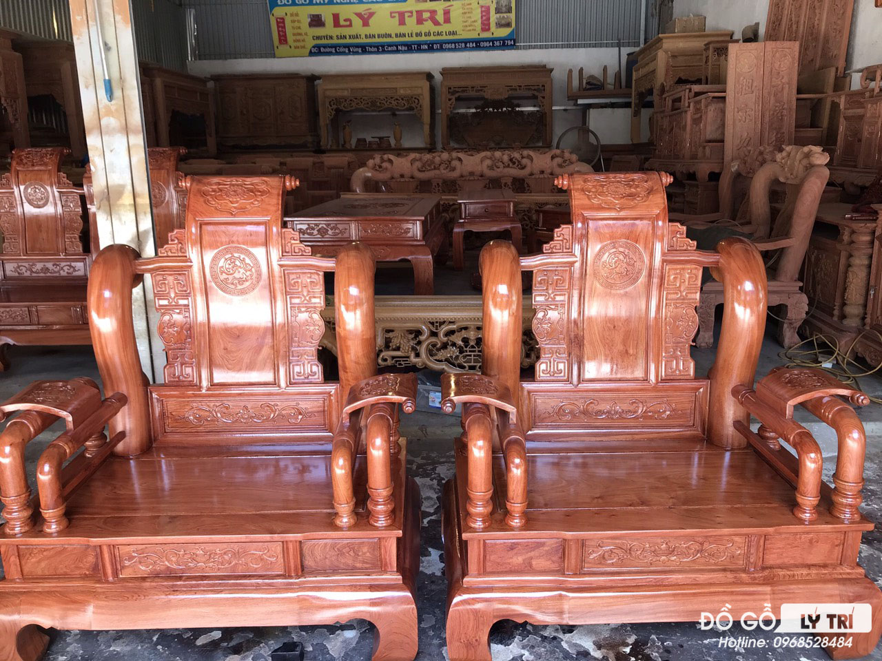 Bộ ghế Tần Thủy Hoàng tay 12 gỗ hương đá tay liền dạ, liền khung