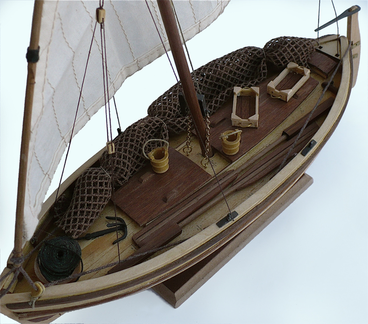 The Great Canadian Model Builders Web Page!: Cadaques 