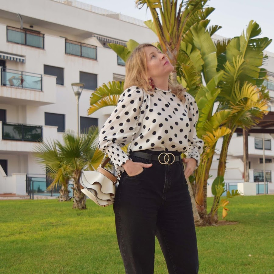 look_con_Lunares_y_Slouchy_otoño